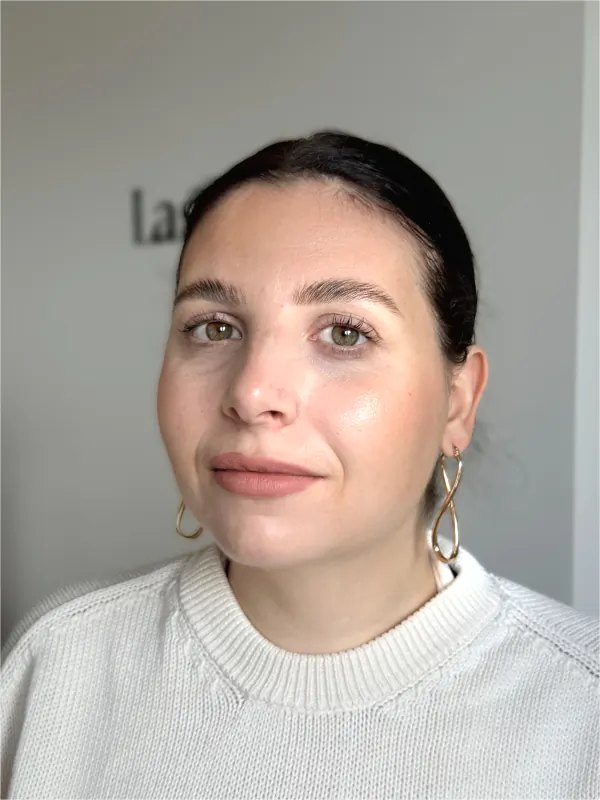 Manon, founder of Beaudemia, certified Korean brow-lift and lash-lift specialist in Montreal